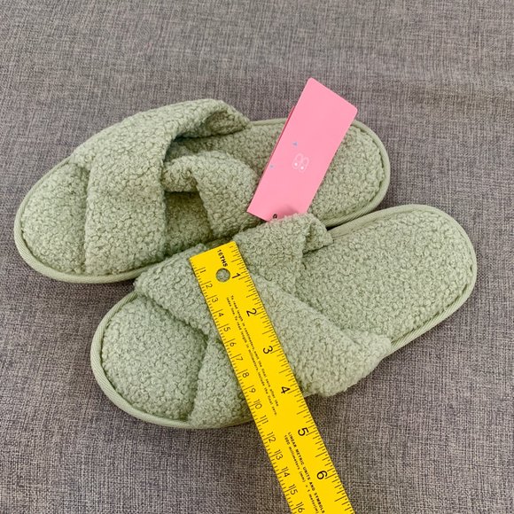 New! Docosy Fuzzy Slippers Green Comfy Crisscross House Shoes Memory Foam - Picture 3 of 9